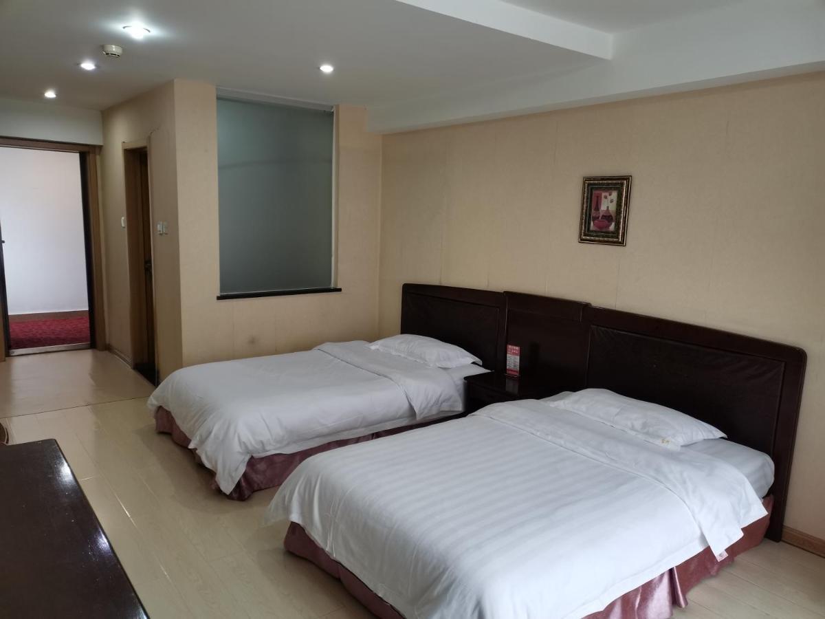 Fubang Hotel Apartment Suifenhe Екстер'єр фото